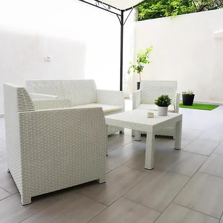 Nicolai 165 Apartment Bari
