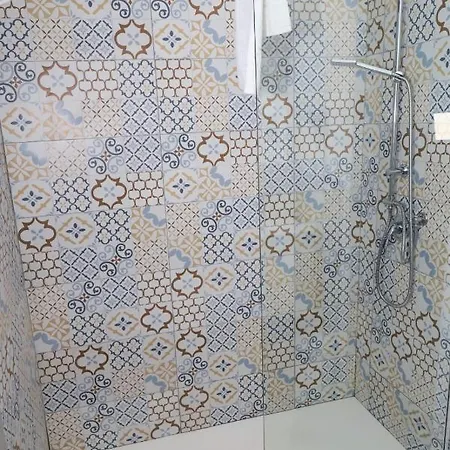 Nicolai 165 Апартаменты Бари