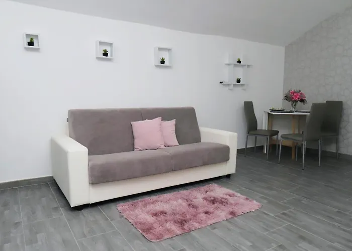 Nicolai 165 Апартаменты