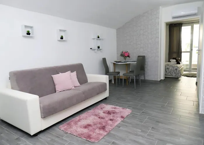 アパート Nicolai 165 *